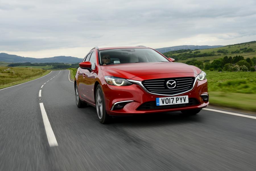  Mazda6 Wagon 2015 года  (UK) (фото 2 из 39)